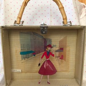 Pretty Fashion  Box Purse